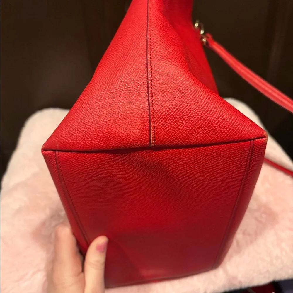 Coach GUC Town Car Tote in Red Leather - Picture 11 of 12